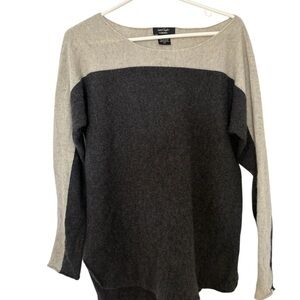 100% Cashmere by Lord & Taylor Gray Color Block Sweater Crew Neck